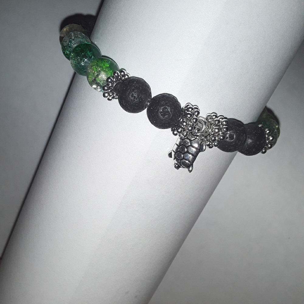 🆕️🐢TURTLE CHARM🐢🆕️ LAVABEAD BRACELET